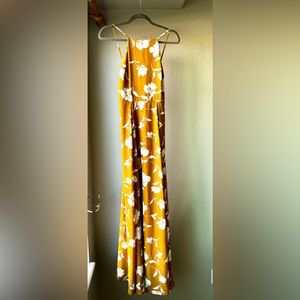 Re:named Dress Floral Maxi. Size Small